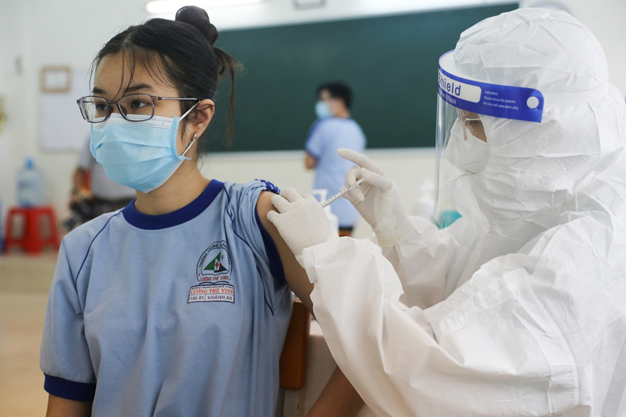 tiem_vacxin_cho_tre_em_o_tp_hcm_anh_vne7781431_25112021--n1.jpg