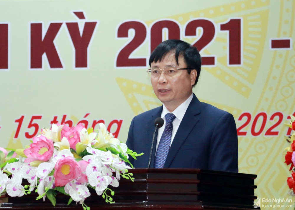 bna_dong_chi_bui_dinh_long_phat_bieu_tai_dai_hoi_anh__mh3437532_15122021.jpg