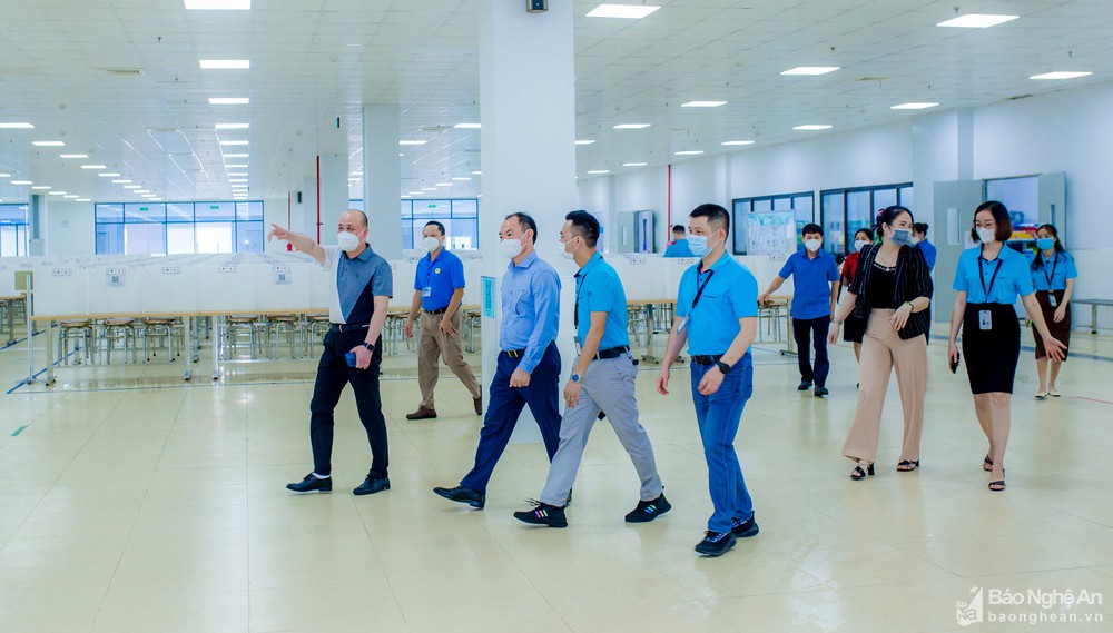 bna_kiem_tra_cong_tac_phong_chong_dich_tai_bep_an_nha_m3124927_1812022.jpg