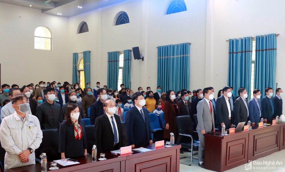 bna_cac_dai_bieu_du_le_chao_co_tai_buoi_le_phat_dong_anh__mh4277292_1912022.jpg