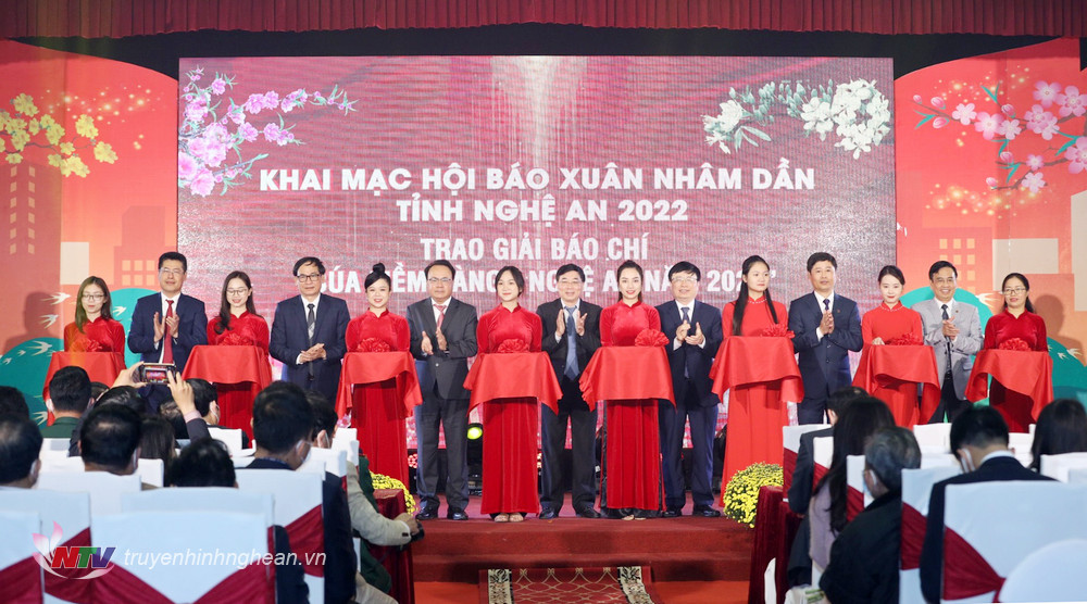 Nghệ An: Khai mạc Hội báo Xuân Nhâm Dần 2022