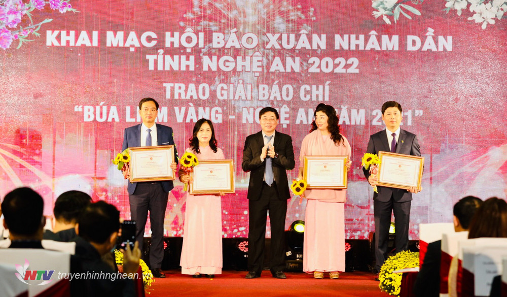 trao_2_20220122101615.jpg