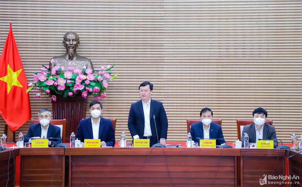 Chủ tịch UBND tỉnh: Không để gián đoạn, chậm trễ công việc sau kỳ nghỉ Tết