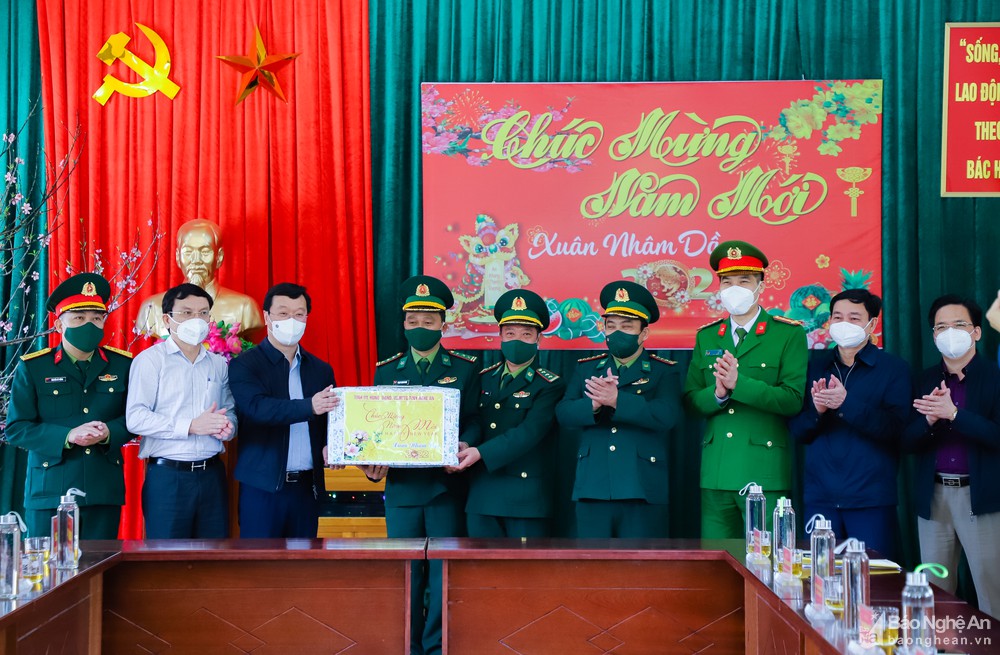 bna_qua_cho_don4786250_2612022.jpg