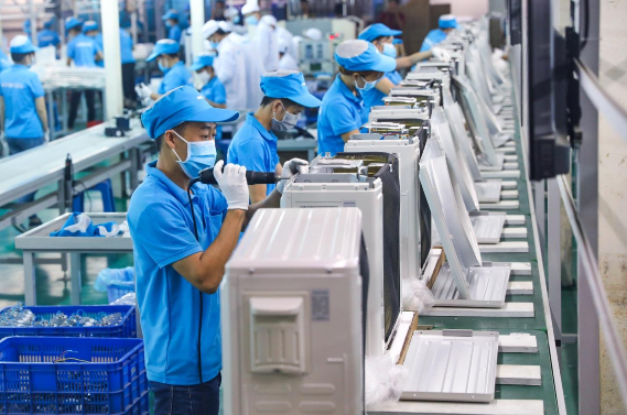 Giải pháp nào cho thiếu hụt lao động ?