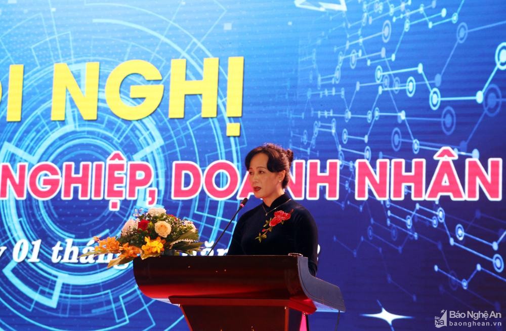 bna-ba-phan-thi-hoan-phat-bieu-khai-mac-9313.jpg