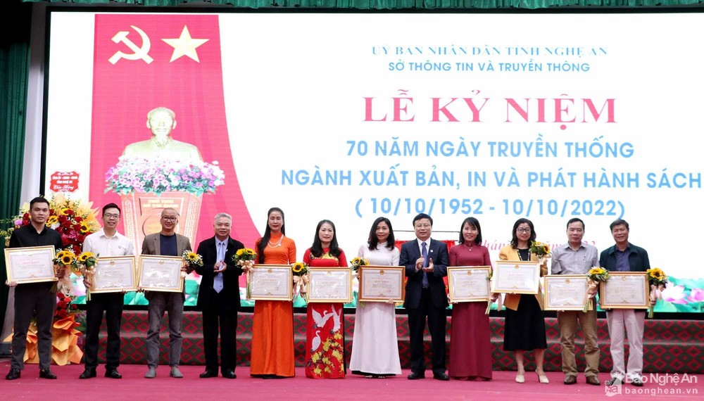 bna-6-xuat-ban-anh-cong-kien-2765.jpg