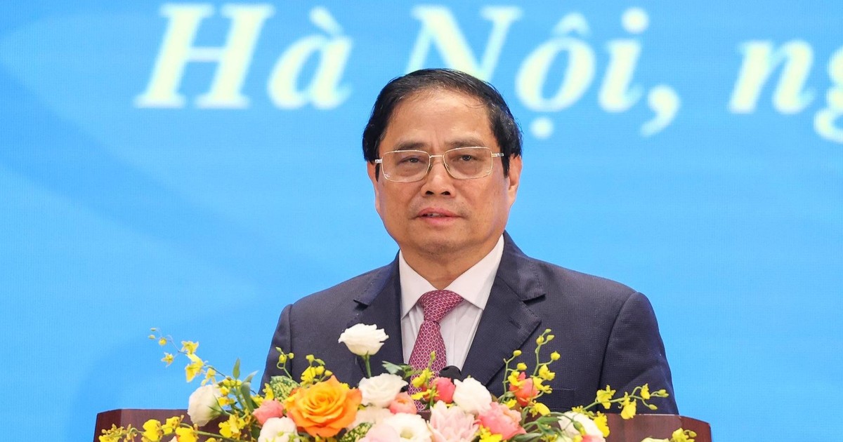 Thủ tướng Phạm Minh Chính đối thoại với phụ nữ Việt Nam