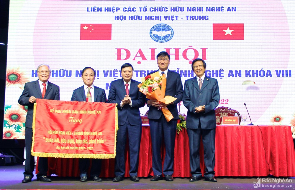bna-trao-truong-anh-my-nga-6944--n1.jpg
