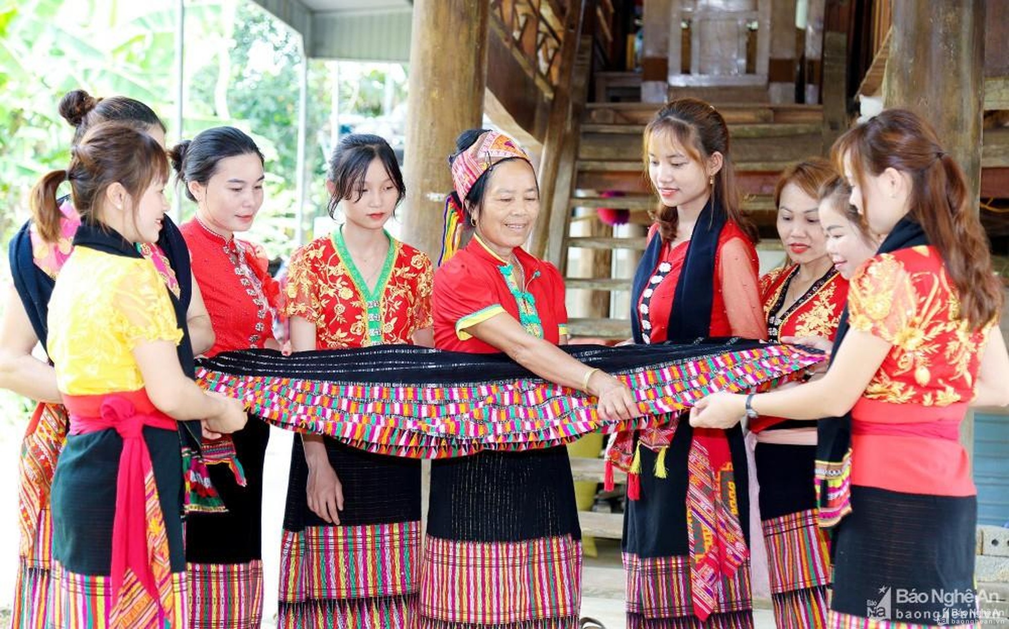bna-2-giu-nghe-anh-dinh-tuyen-9898-3484--n1.jpg