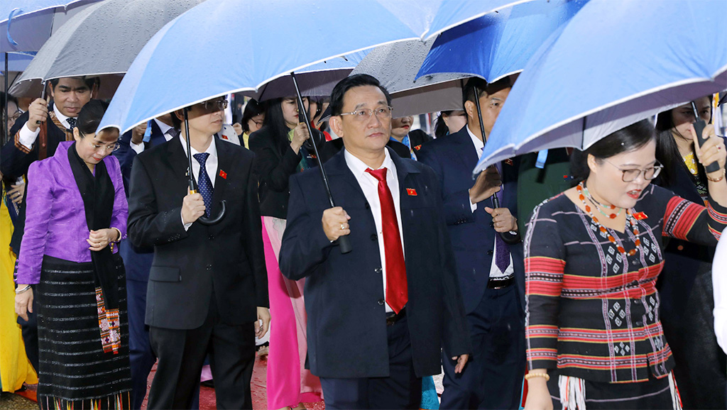 khai-mac-a7-1666228551061.jpg
