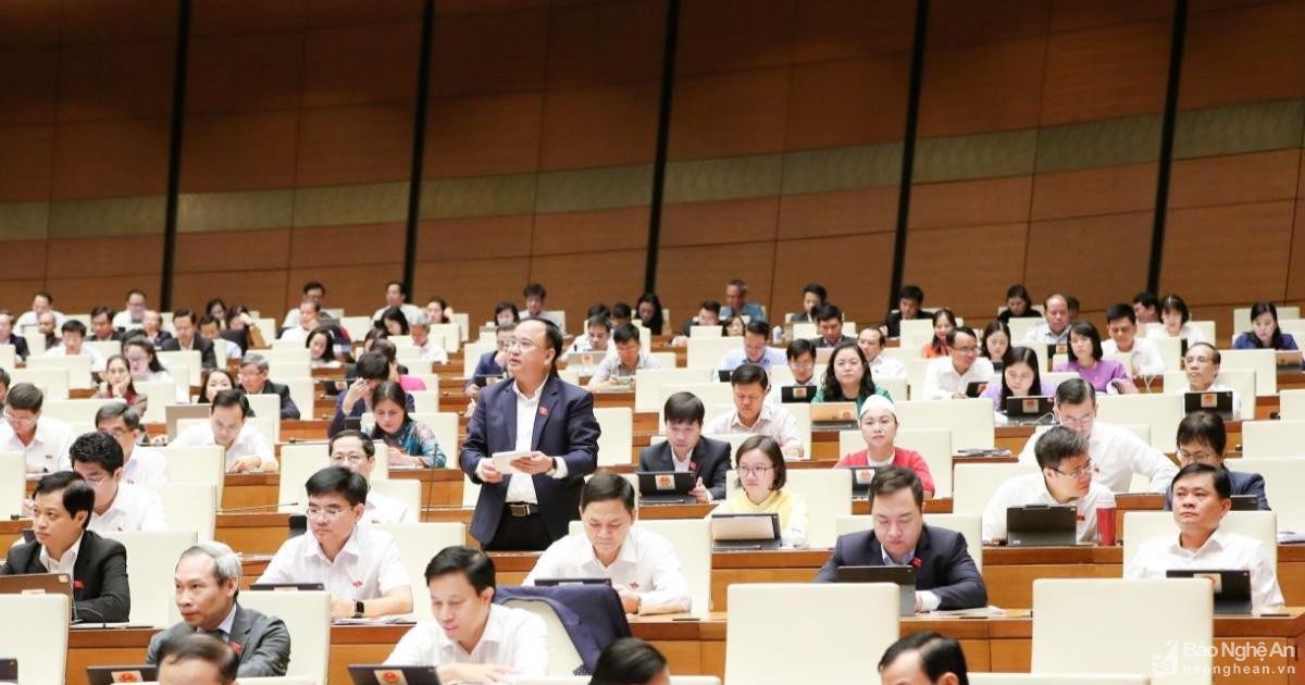 Đại biểu Quốc hội Đoàn Nghệ An: 'Không nên để chậm cải cách tiền lương làm chảy máu chất xám trong lĩnh vực quản lý công'