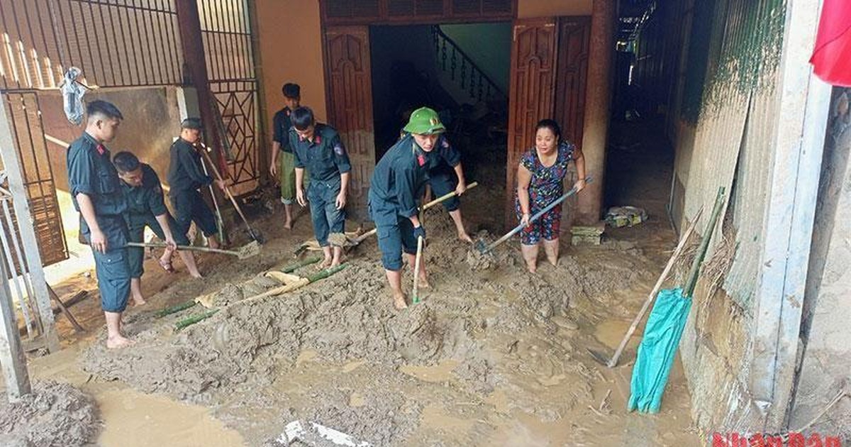 Nước mắt Kỳ Sơn trộn với bùn lũ