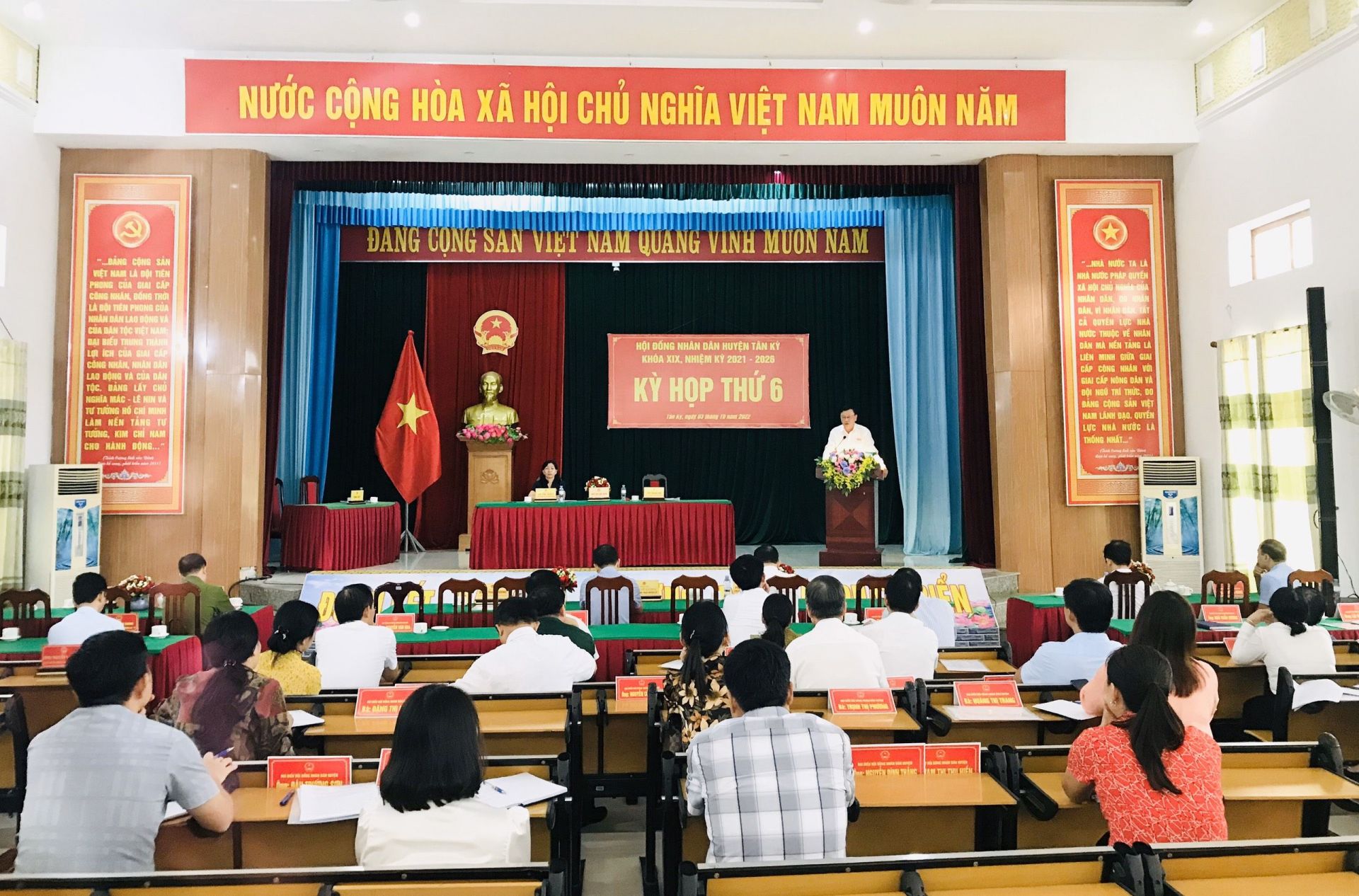 Kỳ họp thứ 6 HĐND huyện Tân Kỳ: Bầu bổ sung Ủy viên UBND huyện và quyết định nhiều nội dung quan trọng thuộc thẩm quyền
