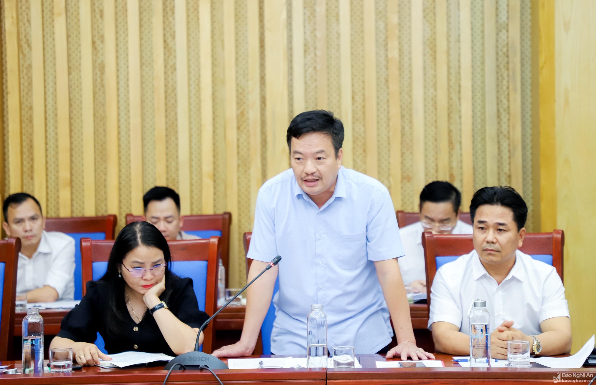 bna-ong-tran-anh-son-chu-tich-hoi-doanh-nghiep-tieu-bieu-phat-bieu-tai-hoi-nghi-giao-ban-4673.jpg
