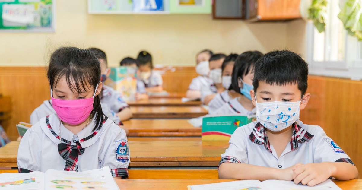 Nghệ An sẽ xử lý nghiêm hiệu trưởng nếu để xảy ra tình trạng lạm thu