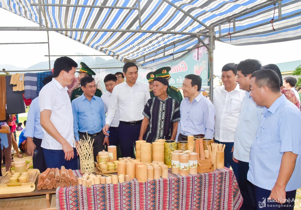 bna-xem-anh-thanh-le-1641--n1.jpg