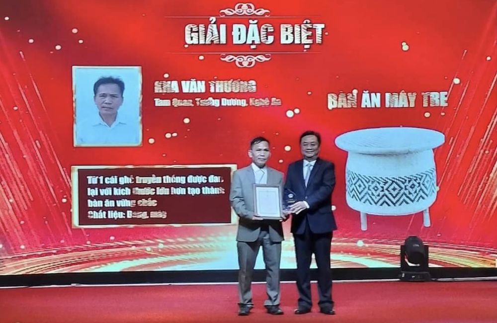 Nông dân Nghệ An giành giải Đặc biệt sản phẩm thủ công mây tre đan toàn quốc