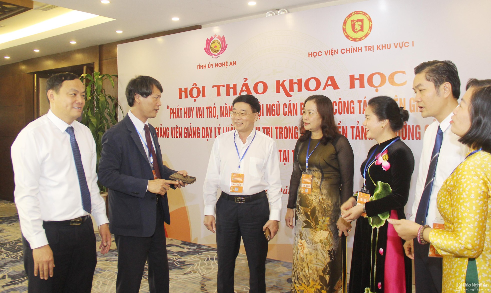 bna-mai-hoa-16-3797--n1.jpg