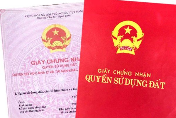 Huyện Quỳnh Lưu: Cử tri phản ánh về cấp đổi giấy chứng nhận QSD đất và hệ thống giao thông thủy lợi