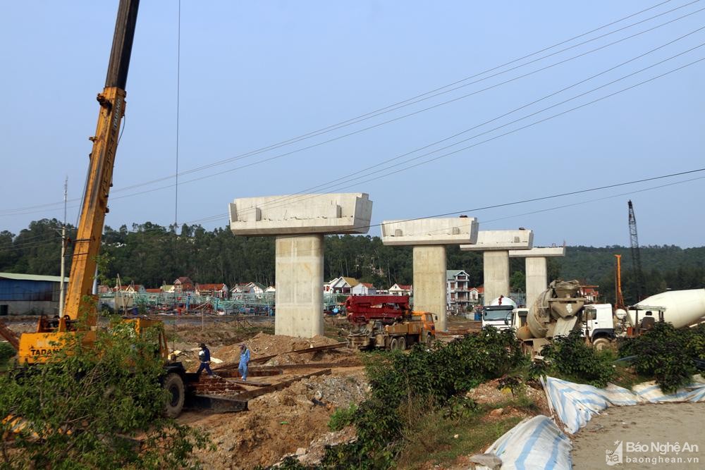 bna-tru-cau-phia-bo-nam-cau-quen-605.jpg