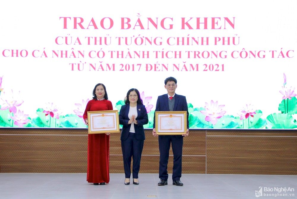 bna-bang-khen-chinh-phu-anh-my-nga-3324.jpg