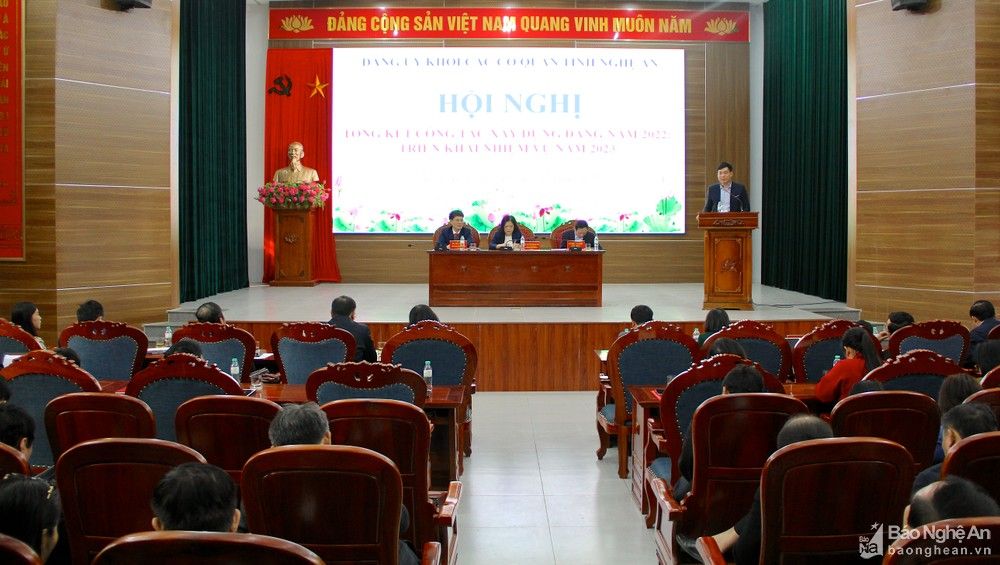 bna-hoi-nghi-tk-anh-my-nga-1900.jpg