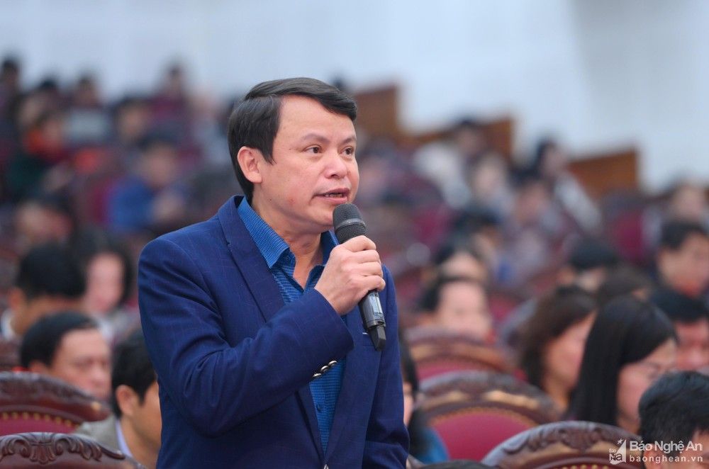 Đại biểu Hội đồng nhân dân tỉnh 'hiến kế' hỗ trợ chế độ cho cán bộ xóm, khối, bản