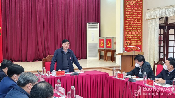 Phó Bí thư Thường trực Tỉnh ủy Nguyễn Văn Thông chủ trì giao ban Khối Nội chính