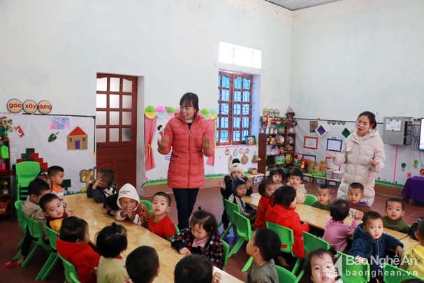 Nghệ An đưa ra phương án tạm thời để chi trả lương cho giáo viên mầm non hợp đồng