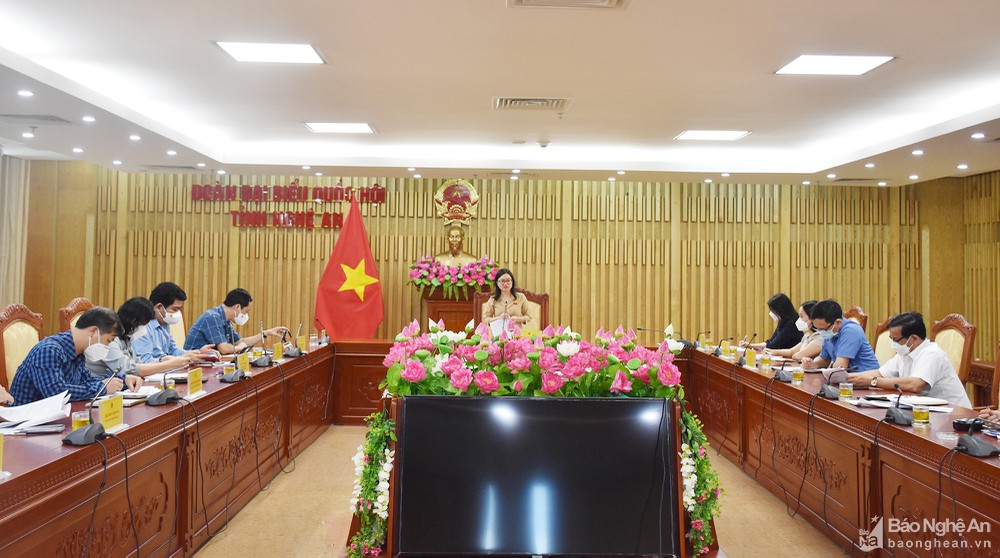 Đoàn ĐBQH tỉnh làm việc với các sở, ngành về thực hành tiết kiệm, chống lãng phí