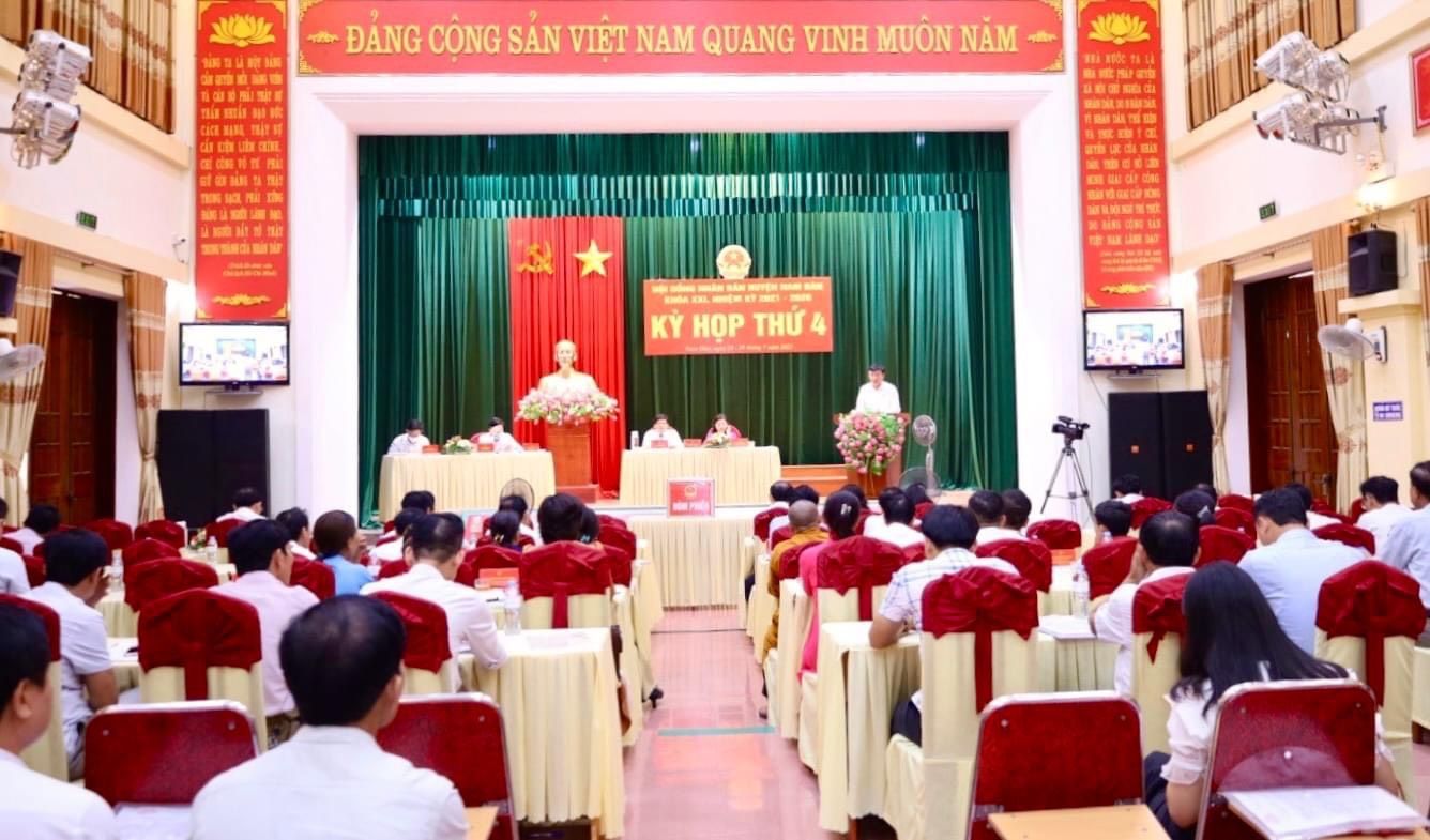 Hội đồng nhân dân huyện Nam Đàn tổ chức thành công kỳ họp thứ 4 khoá XXI