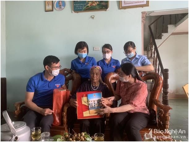 Sở Lao động, Thương binh và Xã hội trả lời cử tri Nguyễn Tiến Hạnh, xóm 3, xã Nghĩa Thuận, thị xã Thái Hòa mức trợ cấp mới cho người có công với cách mạng