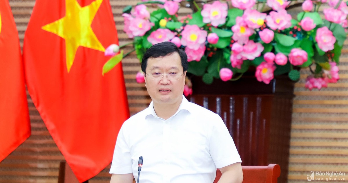 Chủ tịch UBND tỉnh: Phấn đấu hoàn thành giải ngân vốn đầu tư công theo cam kết đã ký