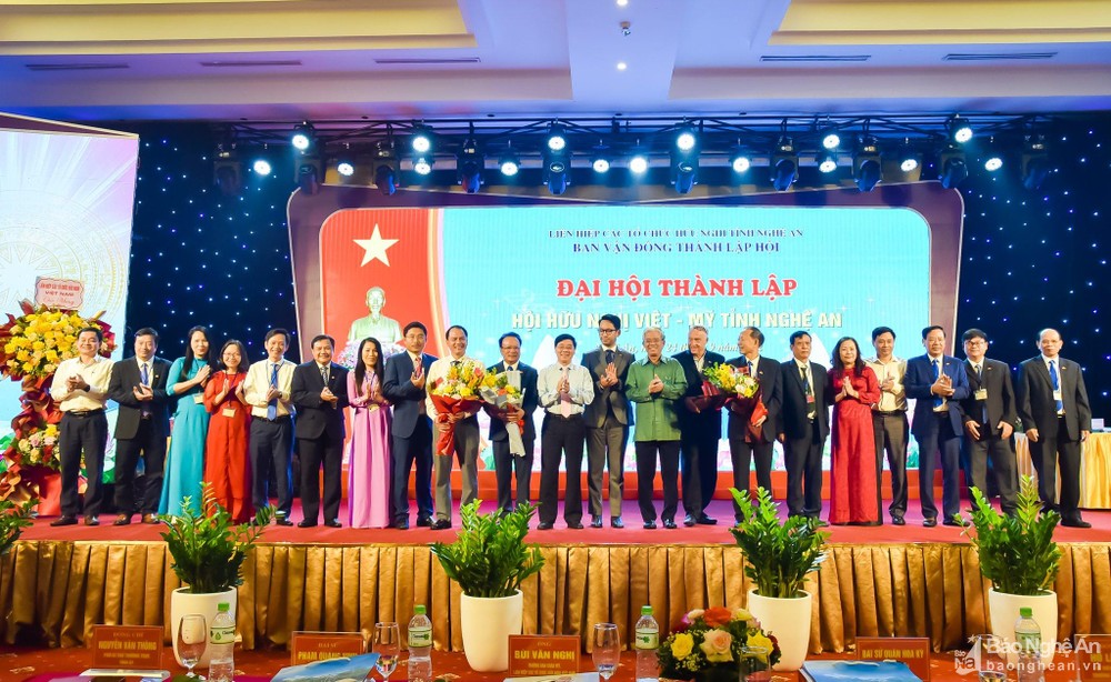 bna-ra-mat-anh-thanh-le-6975--n1.jpg