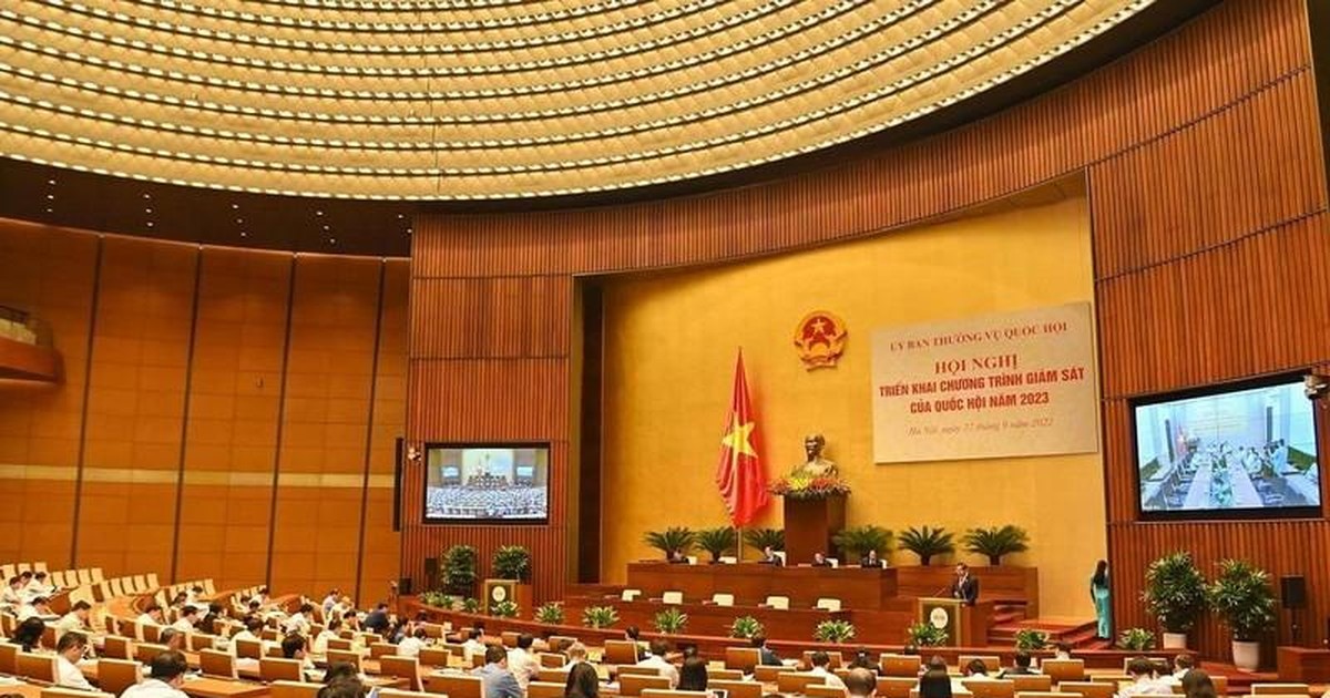 Giám sát để nâng cao chất lượng chương trình và sách giáo khoa phổ thông