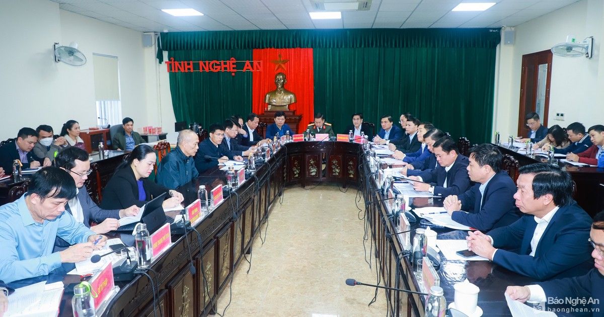 Bí thư Tỉnh ủy Nghệ An Thái Thanh Quý tiếp công dân phiên định kỳ tháng 1/2023