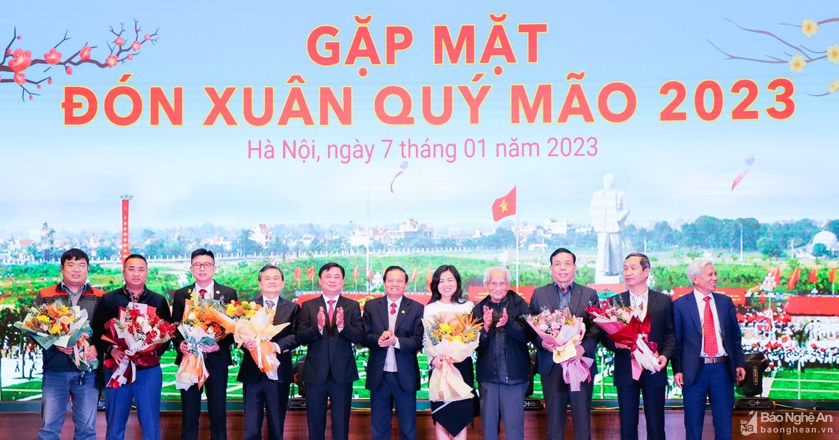 Lãnh đạo tỉnh gặp mặt Hội Đồng hương Nghệ An tại Hà Nội