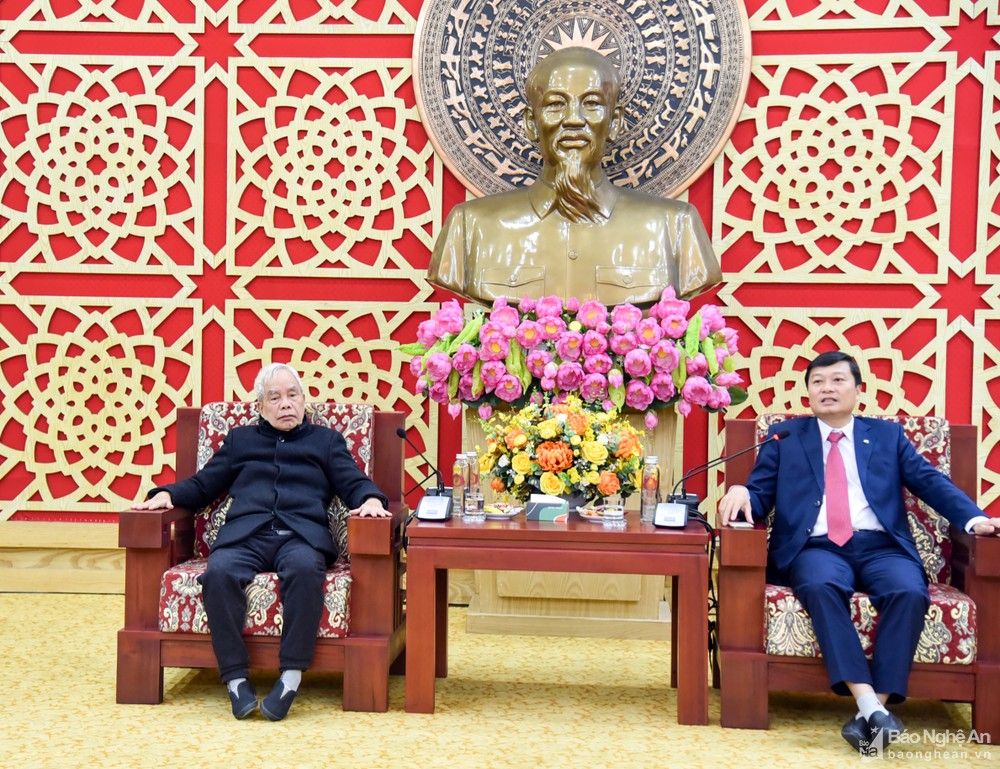 bna-lanh-dao-ubnd-tinh-tiep-don-thanh-le-653.jpg