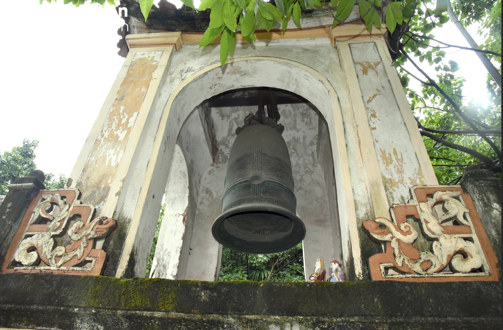 bna-chuong-den-hong-son-4317.png.webp