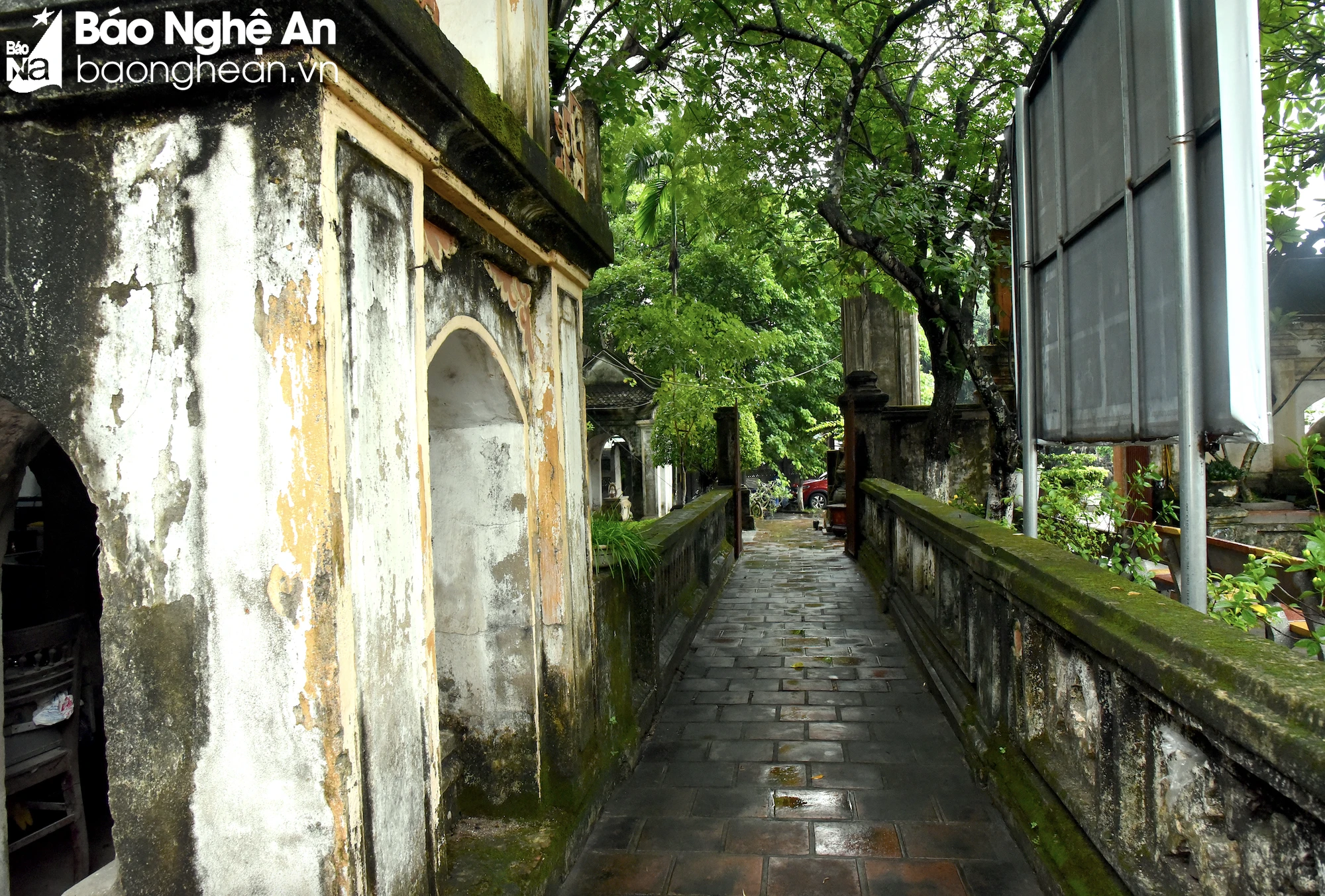 bna-loi-di-den-hong-son-3511.png.webp