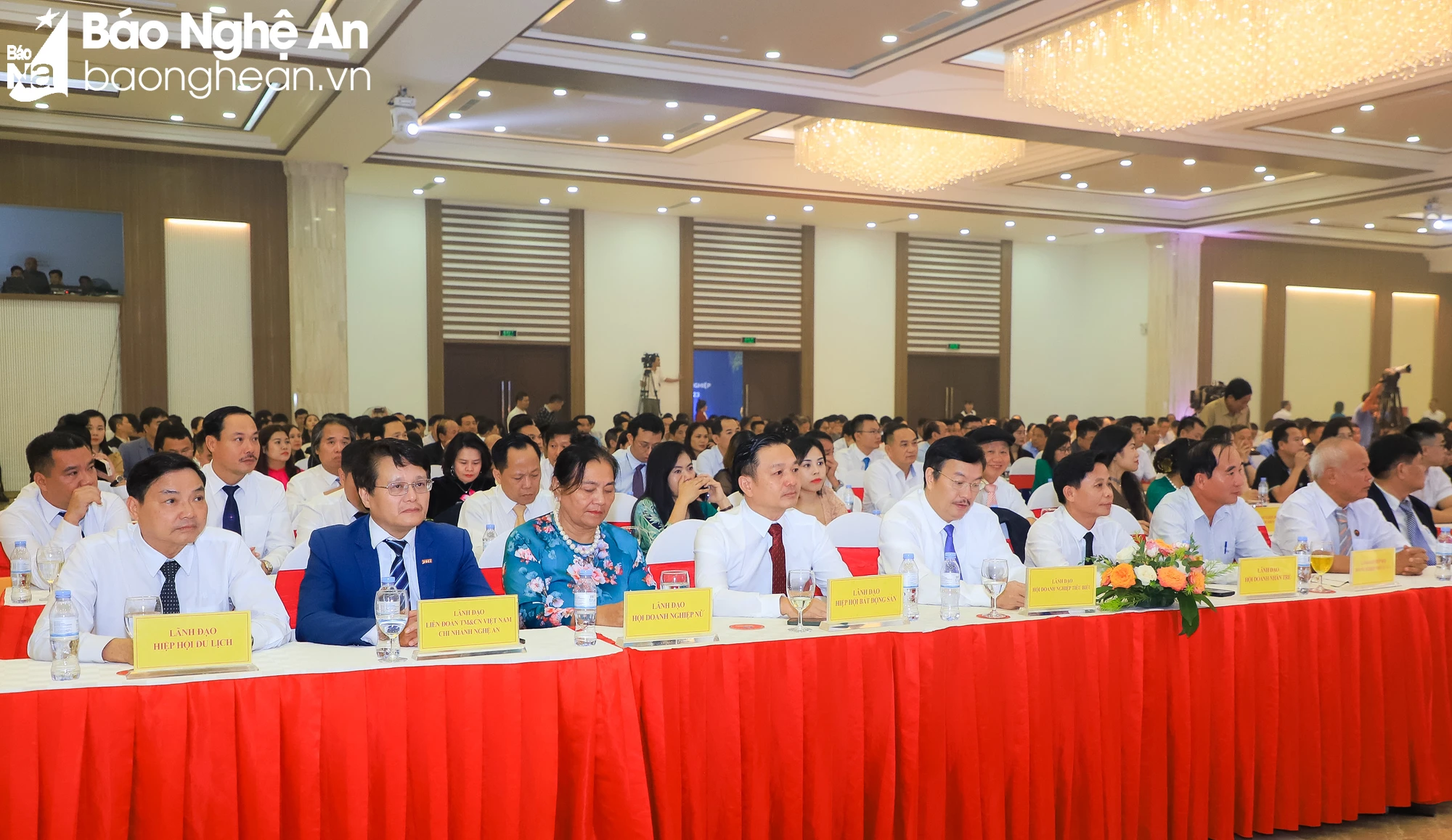 bna-img-6906-9841.jpg.webp