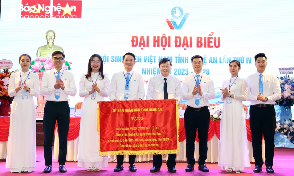 bna-anh-5-dai-hoi-sinh-vien-phien-trong-the-2568.jpg.webp