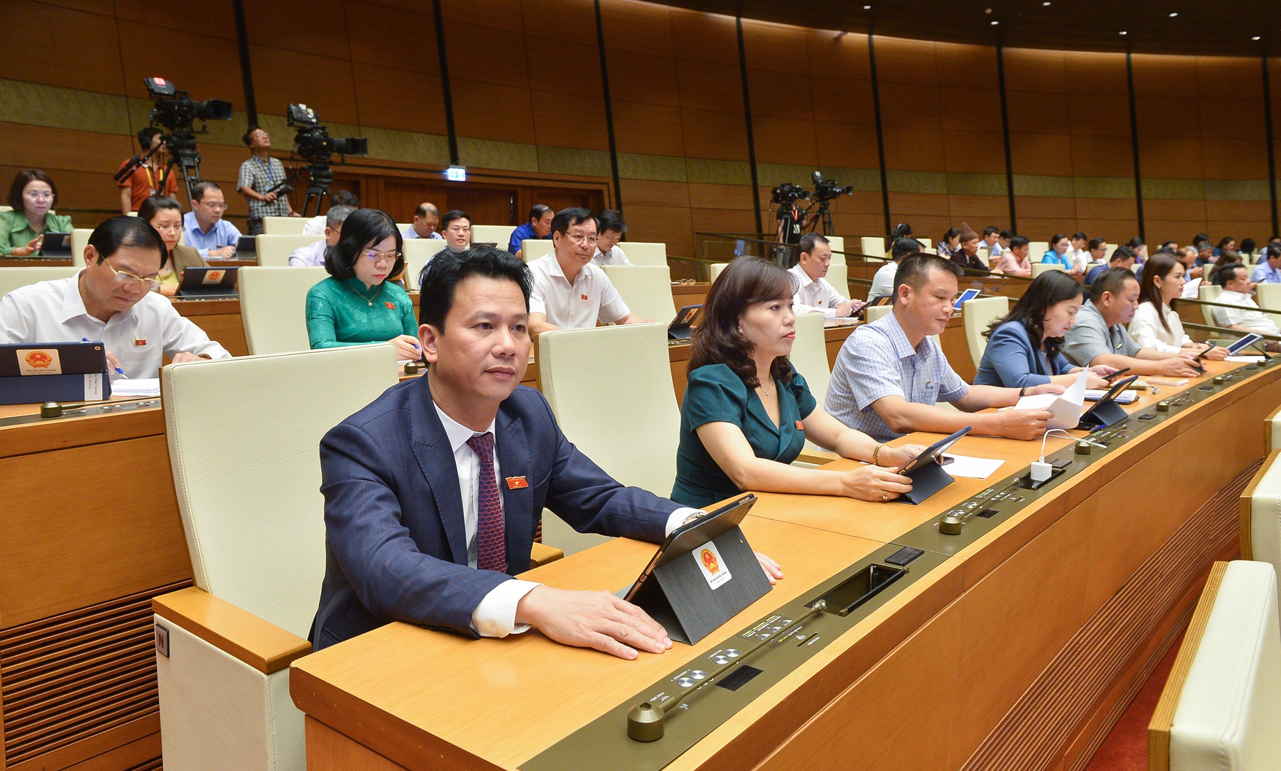 quochoi-505.jpg