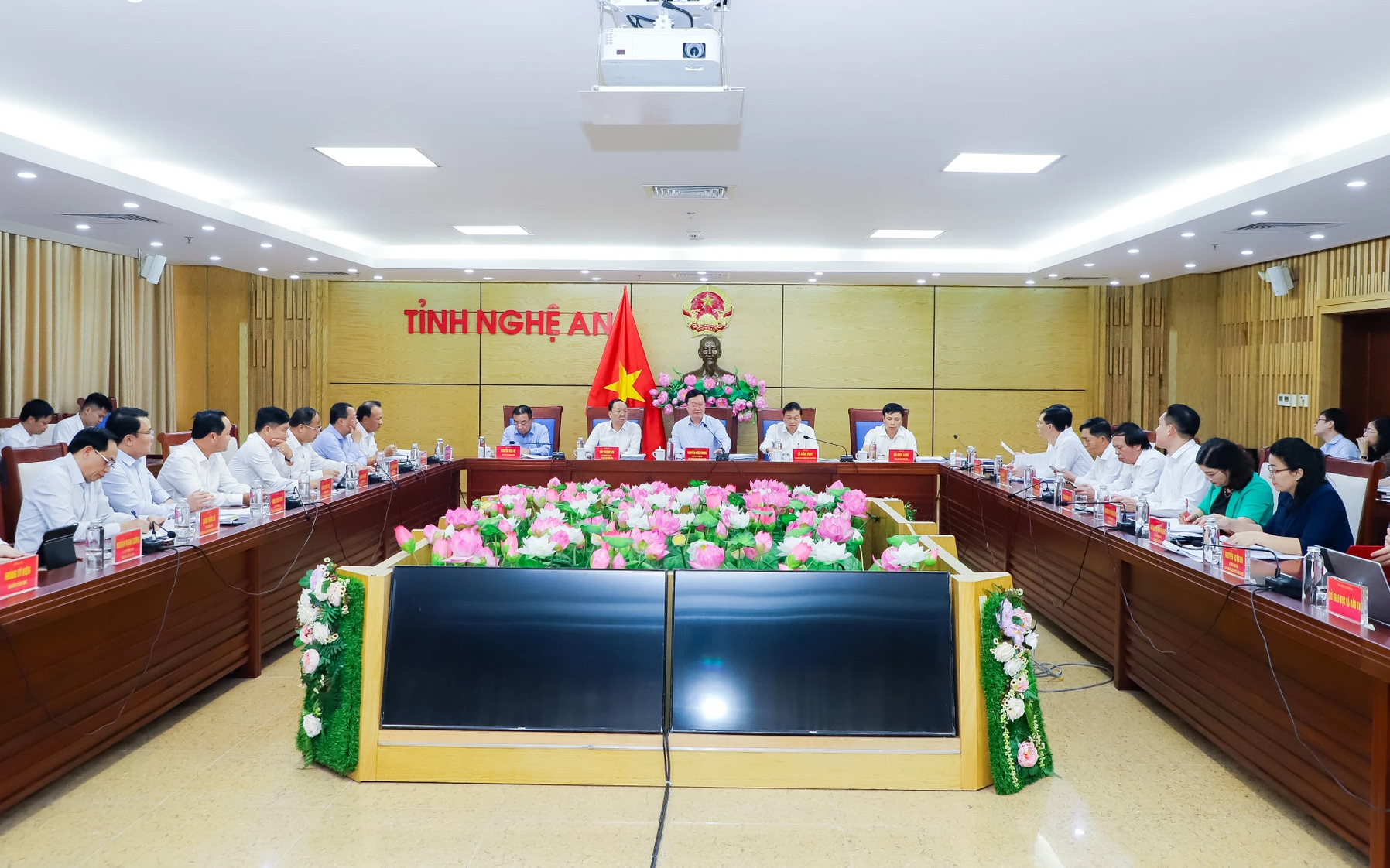 Nghệ An thu ngân sách ước đạt 13.034 tỷ đồng trong 10 tháng đầu năm