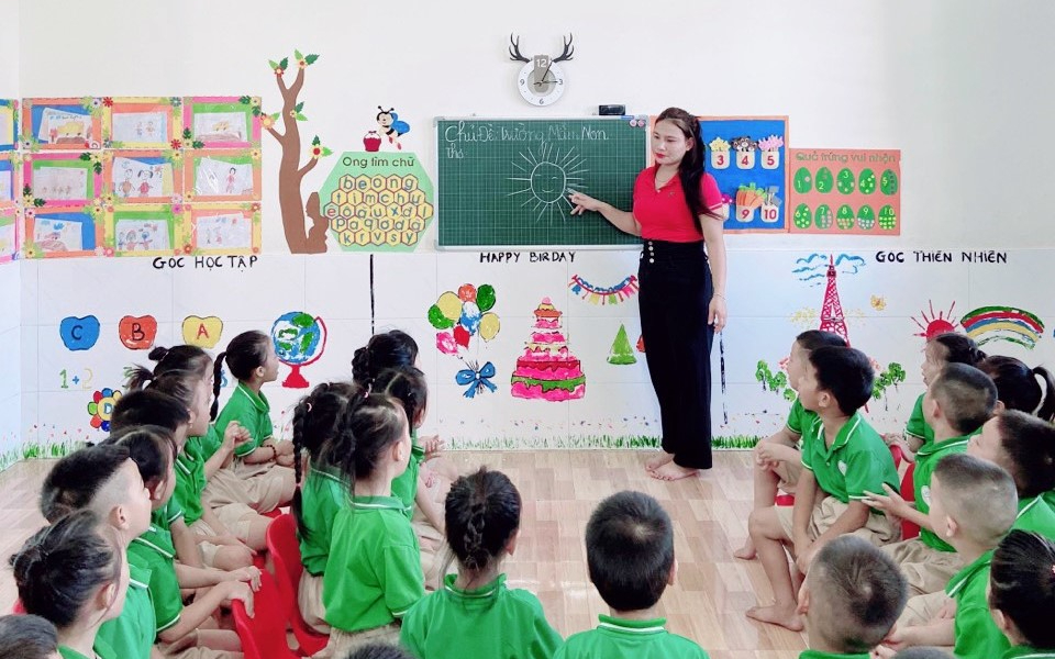 Tấm gương về đại biểu HĐND huyện yêu trẻ