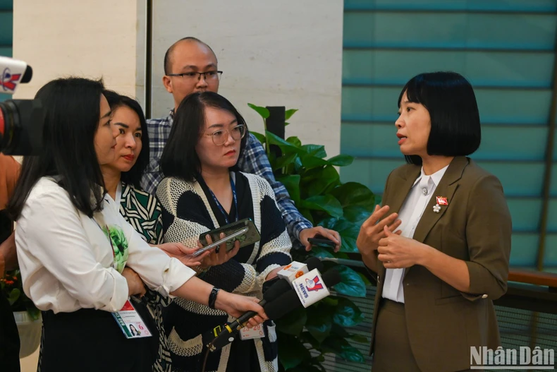 phong-van-ben-le-2783.jpg.webp