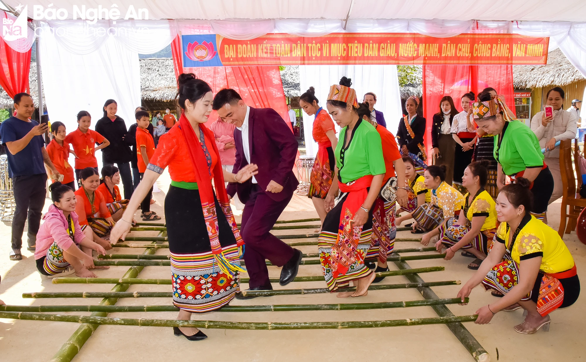 bna-phan-hoi-anh-thanh-le-8354.jpg.webp