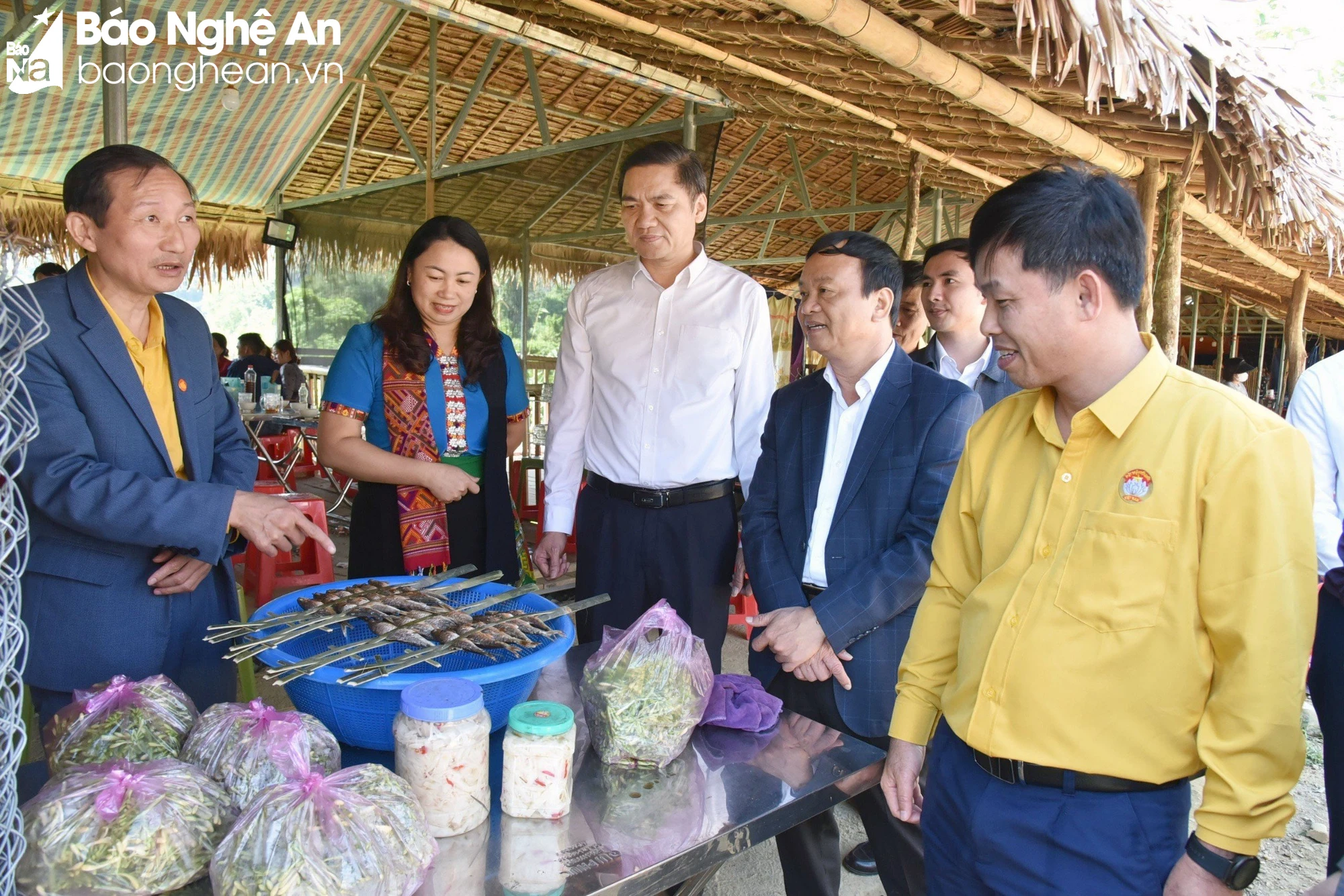 bna-tham-quan-anh-thanh-le-3368.jpg.webp