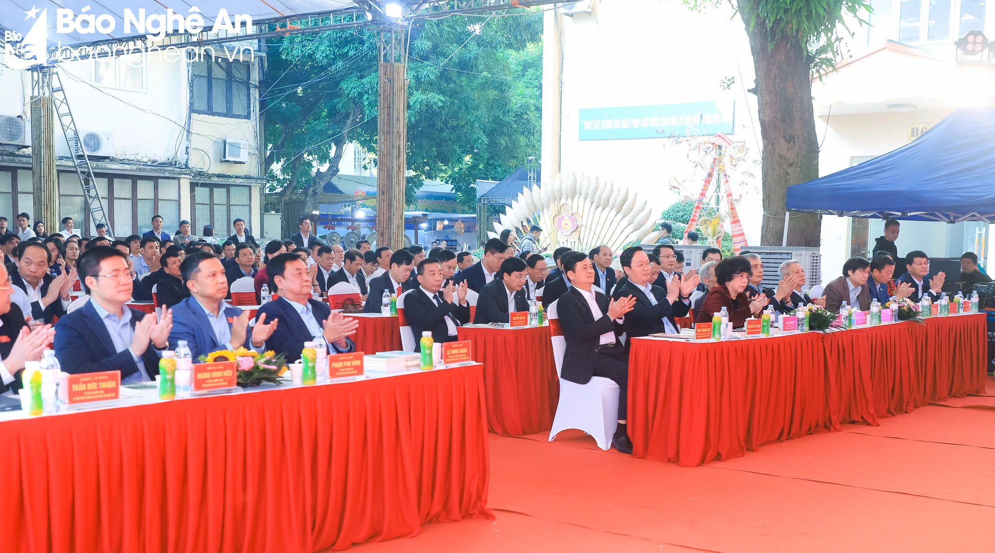 bna-img-4399-8652.jpg.webp
